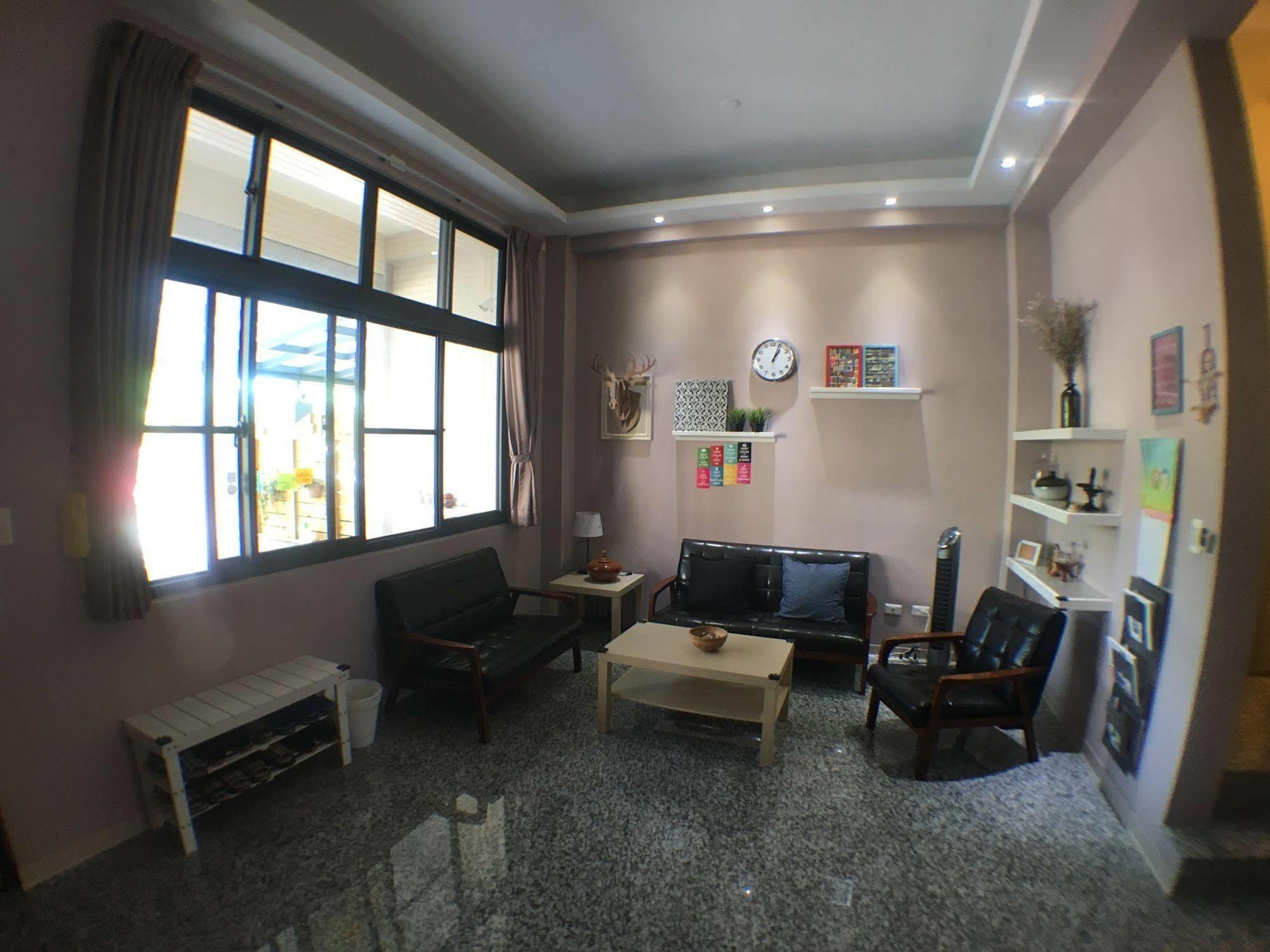 Big Nose Inn Hengchun South Gate Exterior photo